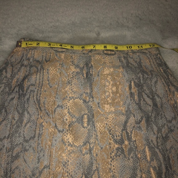 Elie Tahari Skirt Beige & Grey Snake Print Trendy - Picture 9 of 12